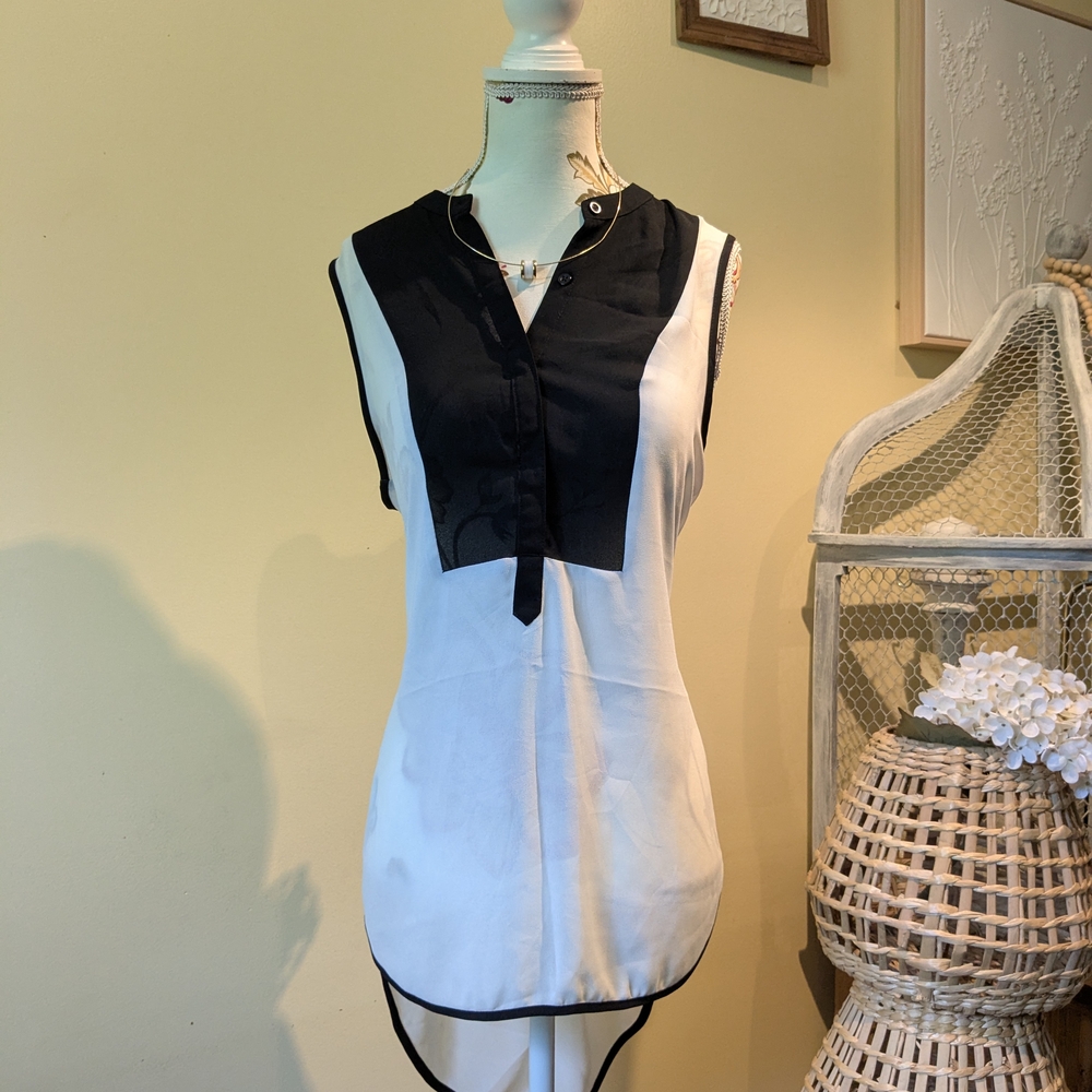Black and White Sleeveless Blouse